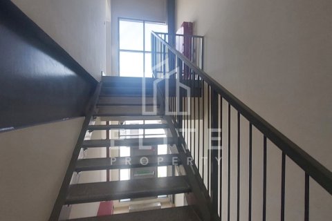 Warehouse in Dubai Investment Park, UAE 2034 sq.m. № 620295 - photo 12