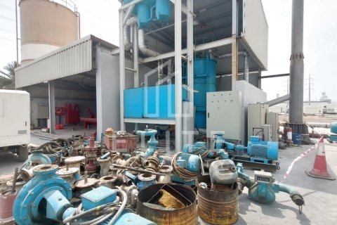 Factory in Hamriyah Free Zone, Sharjah, UAE 2052 sq.m. № 620298 - photo 7