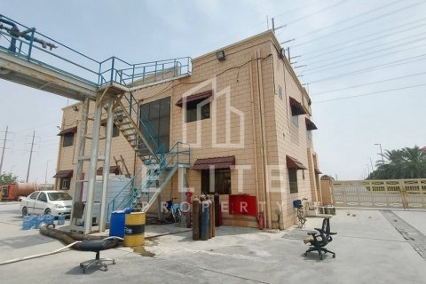 Factory in Hamriyah Free Zone, Sharjah, UAE 2052 sq.m. № 620298 - photo 6