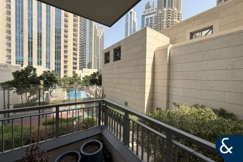 Appartamento in vendita a Downtown Dubai (Downtown Burj Dubai), Dubai, EAU 2 camere da letto, 116 mq. № 667467 - foto 12