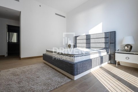 Apartment in Jumeirah, Dubai, UAE 2 bedrooms, 113 sq.m. № 602336 - photo 8