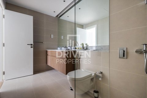 Apartment in Jumeirah, Dubai, UAE 2 bedrooms, 113 sq.m. № 602336 - photo 14