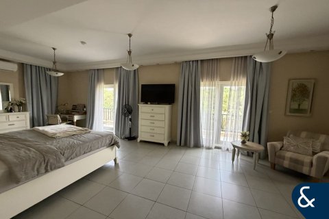 Villa in The Villa, Dubai, UAE 5 bedrooms, 483 sq.m. № 671155 - photo 7