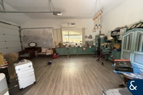 Villa in The Villa, Dubai, UAE 5 bedrooms, 483 sq.m. № 671155 - photo 13