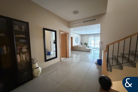 Villa in The Villa, Dubai, UAE 5 bedrooms, 483 sq.m. № 671155 - photo 6