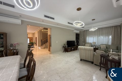 Villa in The Villa, Dubai, UAE 5 bedrooms, 483 sq.m. № 671155 - photo 5