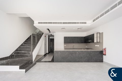 Vila u Al Furjan, Dubai, UAE 4 spavaćih soba, 163 m2 Br. 671342 - fotografija 1