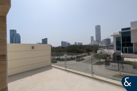 ویلا برای فروش در  Jumeirah Village Circle، Dubai، امارات متحده عربی  4 خوابه ، 159 متر مربع ، شماره 671154 - تصویر 5