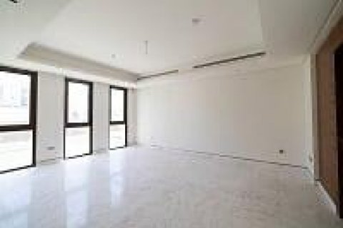 Villa à vendre à  Saadiyat Island, Abu Dhabi, EAU 5 chambres, 581 m2 № 554608 - photo 1