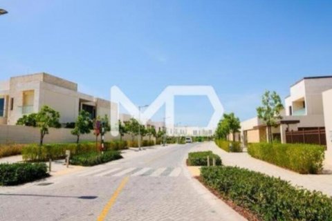 Vila na Saadiyat Island, Abu Dhabi, SAE 5 ložnice, 695 m² Č.: 554606 - fotografie 6