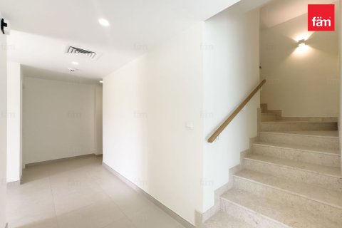 Vilë në Dubai, Emiratet e Bashkuara Arabe 4 dhoma gjumi, 323.6 m2. № 632916 - Foto 10