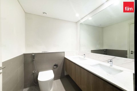Vilë në Dubai, Emiratet e Bashkuara Arabe 4 dhoma gjumi, 323.6 m2. № 632916 - Foto 13
