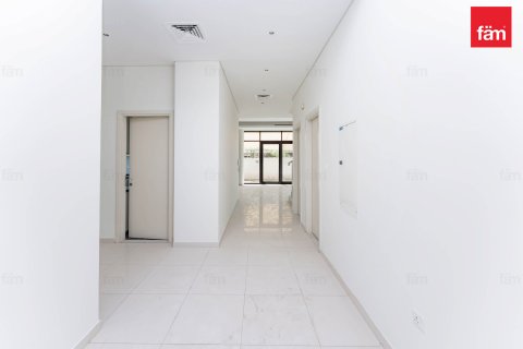 Villa para arrendamento em Dubai, EAU 5 quartos, 448.4 m2 № 601272 - foto 9