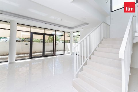 Villa para arrendamento em Dubai, EAU 5 quartos, 448.4 m2 № 601272 - foto 7
