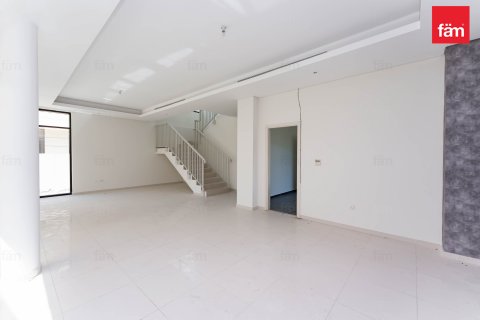Villa para arrendamento em Dubai, EAU 5 quartos, 448.4 m2 № 601272 - foto 5