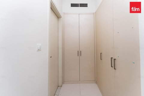 Villa para arrendamento em Dubai, EAU 5 quartos, 448.4 m2 № 601272 - foto 25