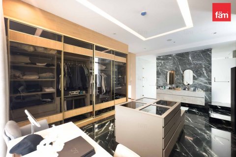 Vilë në Dubai, Emiratet e Bashkuara Arabe 5 dhoma gjumi, 706.1 m2. № 631725 - Foto 8