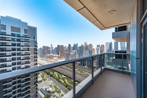 Huoneisto Jumeirah Islands, Dubai, Arabiemiraatit 3 makuuhuonetta, 200 m2 № 760992 - kuva 16