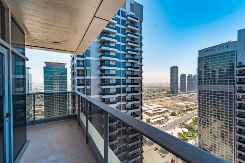 Huoneisto Jumeirah Islands, Dubai, Arabiemiraatit 3 makuuhuonetta, 200 m2 № 760992 - kuva 17