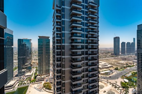 Huoneisto Jumeirah Islands, Dubai, Arabiemiraatit 3 makuuhuonetta, 200 m2 № 760992 - kuva 21
