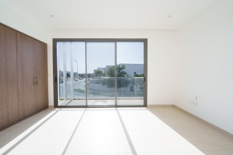 Üürile anda villa on the Yas Island, Abu Dhabi, AÜE: 4 magamistoaga, 450 m² Nr 749971 - pilt 8