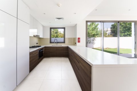 Üürile anda villa on the Yas Island, Abu Dhabi, AÜE: 4 magamistoaga, 450 m² Nr 749971 - pilt 14