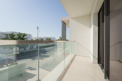 Üürile anda villa on the Yas Island, Abu Dhabi, AÜE: 4 magamistoaga, 450 m² Nr 749971 - pilt 15