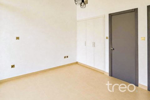 Motor City, Dubai, UAE의 임대용 아파트 침실 4개, 285.21제곱미터 번호 758893 - 사진 12