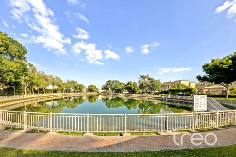 ویلا برای اجاره در The Springs، Dubai، امارات متحده عربی 3 خوابه ، 228.08 متر مربع ، شماره 758894 - تصویر 25