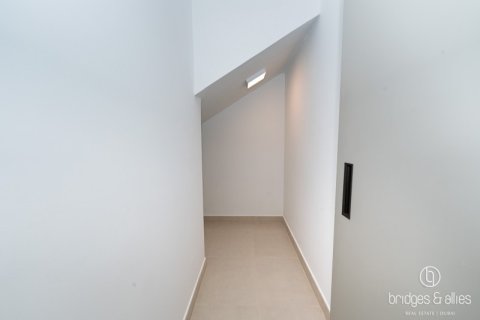 Vila u gradu Dubai, UAE 4 spavaće sobe, 219.6 m2 Br. 670101 - Slika 8