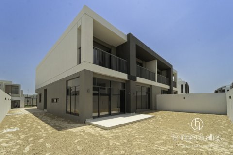 Vila u gradu Dubai, UAE 5 spavaće sobe, 372.1 m2 Br. 670100 - Slika 1