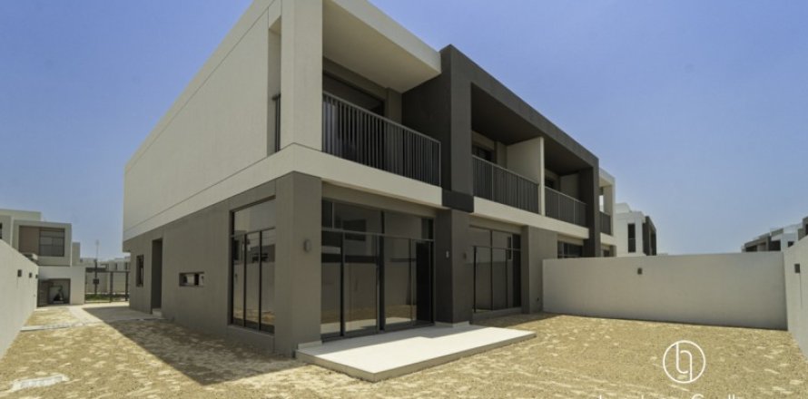 Vila u gradu Dubai, UAE 5 spavaće sobe, 372.1 m2 Br. 670100