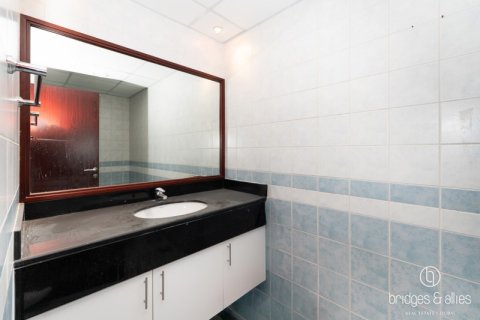 Apartamento en alquiler en Dubai Marina, Dubai, EAU 3 dormitorios, 360.5 m2 № 670104 - foto 24