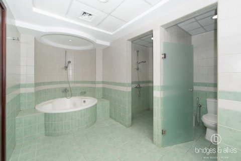 Apartamento en alquiler en Dubai Marina, Dubai, EAU 3 dormitorios, 360.5 m2 № 670104 - foto 20