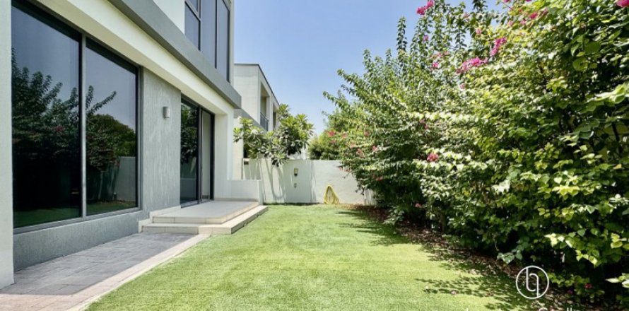 Вилла в Дубай Хилс Эстейт, ОАЭ 4 спальни, 347.2м2 № 670105