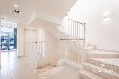 Vila u gradu Dubai, UAE 4 spavaće sobe, 251.9 m2 Br. 670099 - Slika 6