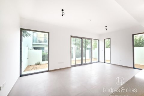 Vila u gradu Dubai, UAE 4 spavaće sobe, 231.5 m2 Br. 670102 - Slika 2