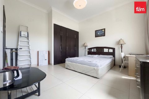 Villa in Al Barsha, Dubai, UAE 3 bedrooms, 332.7 sq.m. № 622108 - photo 11
