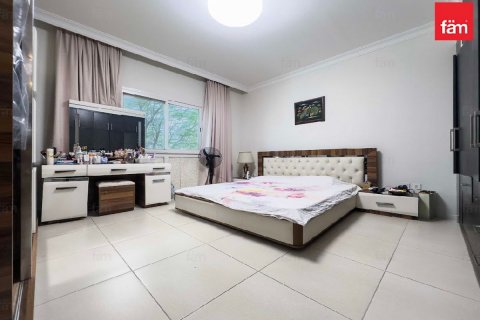Villa in Al Barsha, Dubai, UAE 3 bedrooms, 332.7 sq.m. № 622108 - photo 16