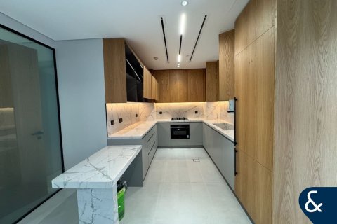 Apartament de închiriat în Downtown Dubai (Downtown Burj Dubai), Dubai, EAU 2 dormitoare, 145 mp.  №698184 - poză 2