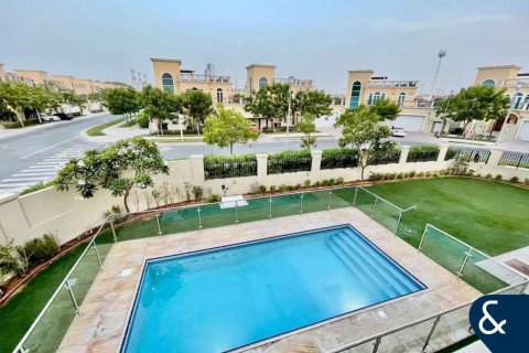 Jumeirah Park、Dubai、UAE にあるヴィラの賃貸物件 4ベッドルーム、641 m2、No698189 - 写真 2