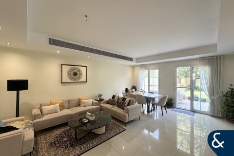 Villa para arrendamento em The Springs, Dubai, EAU 3 quartos, 228 m2 № 698185 - foto 9