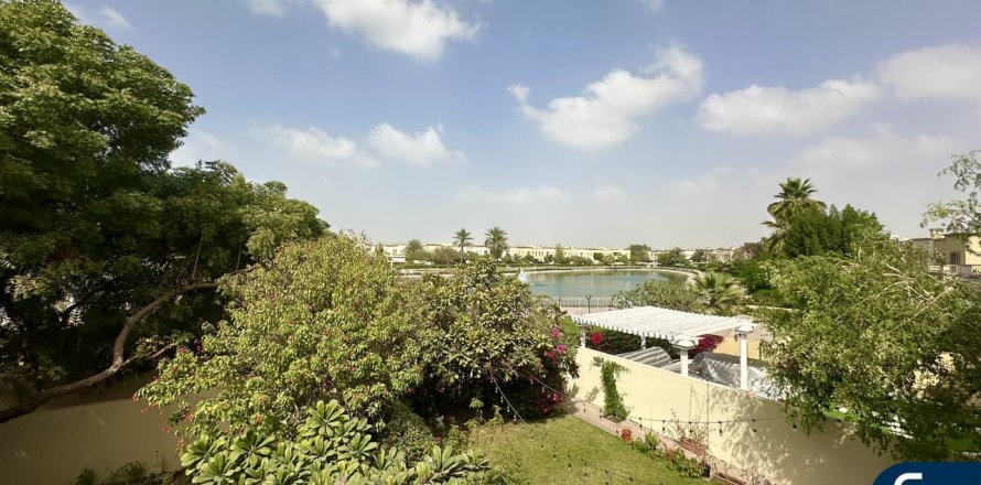 Villa em The Springs, Dubai, EAU 3 quartos, 228 m2 № 698185