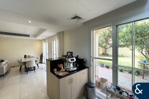 Villa para arrendamento em The Springs, Dubai, EAU 3 quartos, 228 m2 № 698185 - foto 7