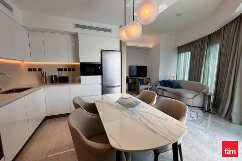Apartmen di Dubai, UAE 2 bilik tidur, 101.7 meter persegi № 710254 - foto 15