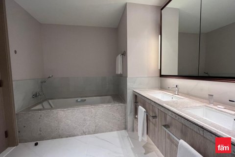 Apartmen di Dubai, UAE 2 bilik tidur, 101.7 meter persegi № 710254 - foto 10