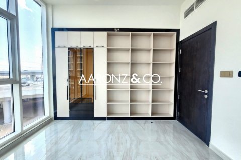 Apartament de închiriat în Al Furjan, Dubai, EAU 3 dormitoare, 150 mp. №699364 - poză 8