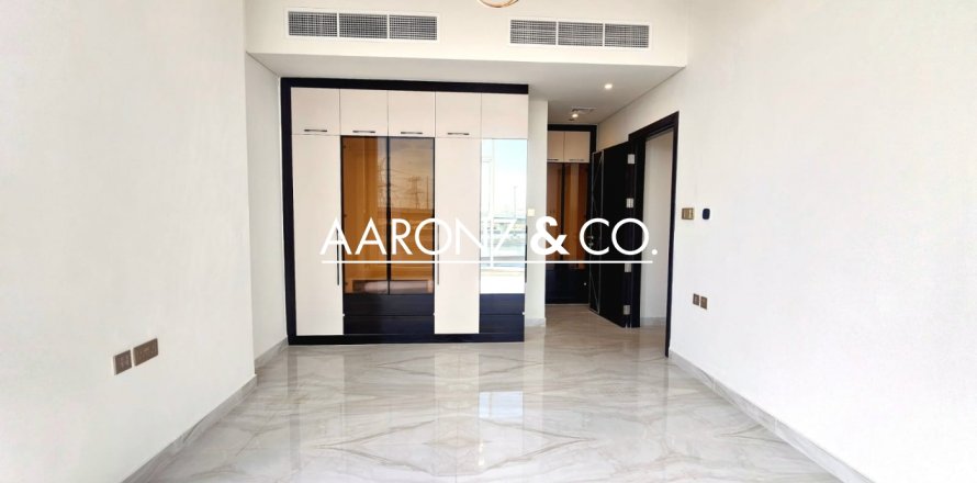 Apartament în Al Furjan, Dubai, EAU 3 dormitoare, 150 mp.  №699364