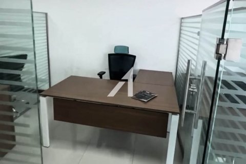 Business Bay, Dubai, BAE’de kiralık office 82 m&sup2; No 645527 - fotoğraf 7