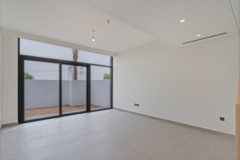 Villa til leie i Arabian Ranches 3, Dubai, Emiratene 4 soverom, 234 kvm Nr. 722794 - Foto 4